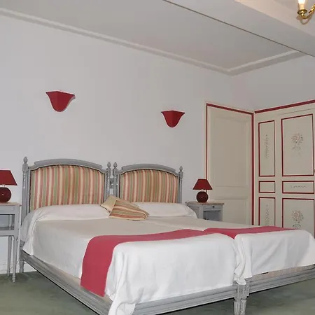 Malouiniere Le Valmarin Hotel 3*